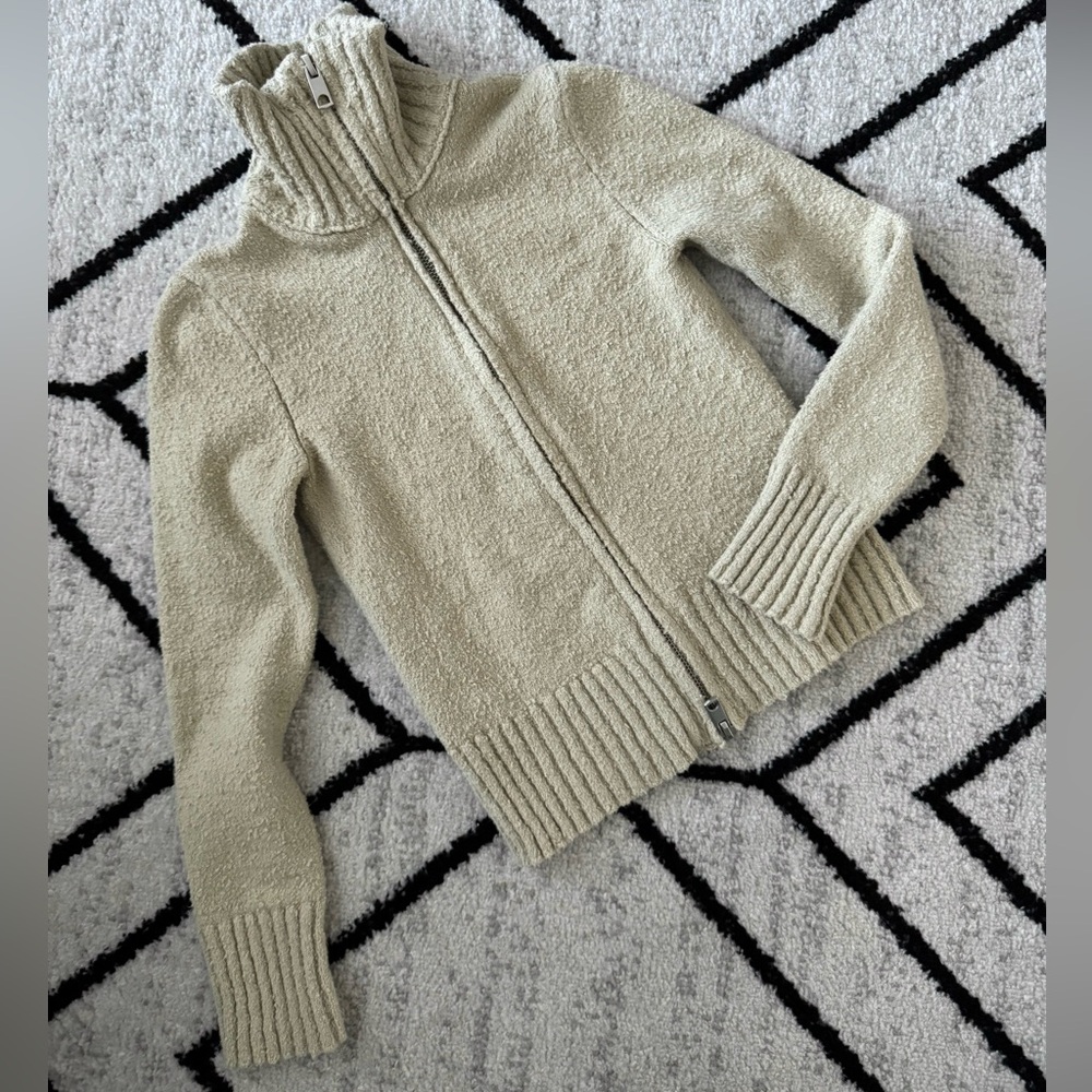Zara Boucle Knit Cardigan Sweater - Picture 3 of 10